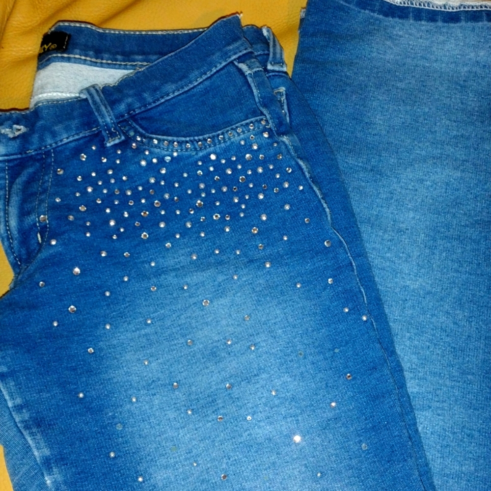 (3 items) 2 Jeans & 1 fabric pants